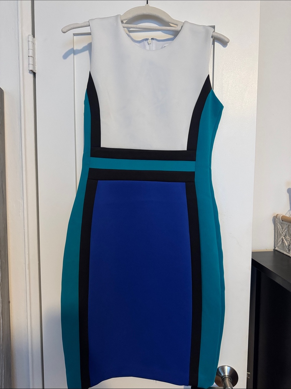 Calvin Klein size 4 Colorblocked  Dress in White, Teal & Royal Blue
